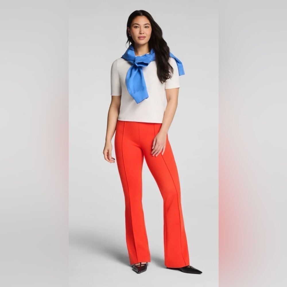 SPANXsupersmooth™ PerfectFit
Ponte Flare Pant